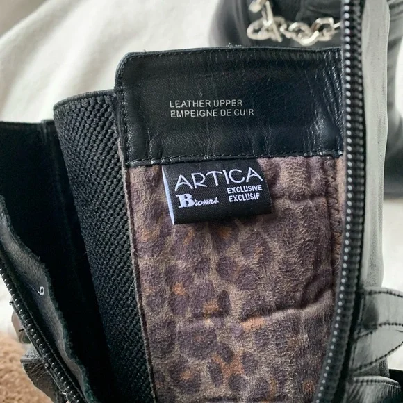 Arctica Exclusive Leather Waterproof Chained Heeled Boots - Picture 8 of 15